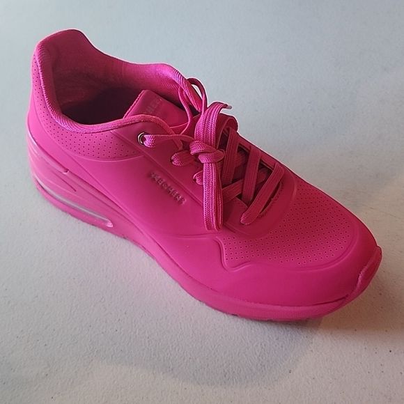 Nearly New Skechers Million Air, Elevat-air in Hot Pink, Size 10 - Picture 1 of 6